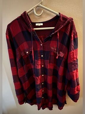 Maurices Women’s Plus Red and Navy Plaid Hooded Button-Down Shirt
